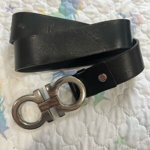 Black Leather Belt with Silver Buckle Salvatore Ferragamo 100 cm